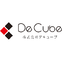 株式会社デキューブの企業ロゴ