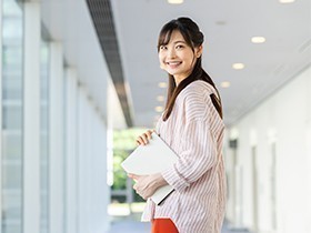 株式会社スタッフサービス | ★面接1回★最短1週間内定★女性活躍中★基本定時退社★