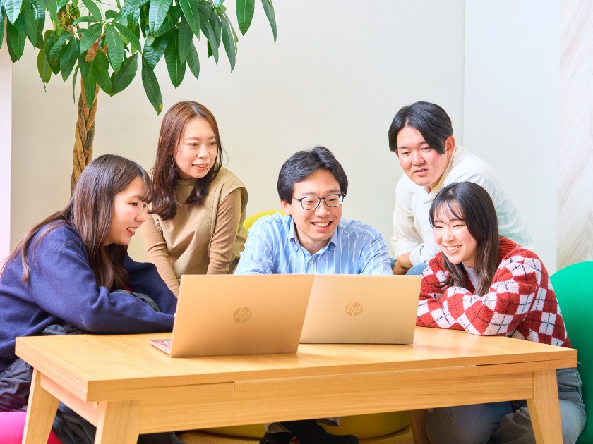 アニメ/音楽/TV/配信/漫画/Web等【クリエイター総合職】1