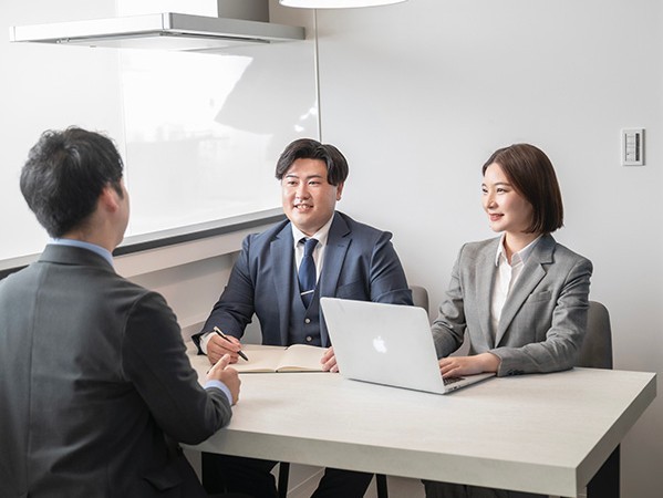 事業拡大のための土地探しなどを担う【用地仕入】職種未経験OK1