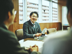 ＜土日祝休みの完全週休2日＞さらに＜月平均残業は13H＞と働きやすさが魅力のメーカーで新たなキャリアを！