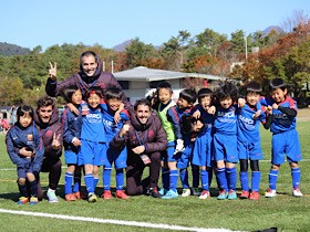株式会社Amazing Sports Lab Japan/欧州サッカー関連スクールの【運営・スポーツ指導・通訳】