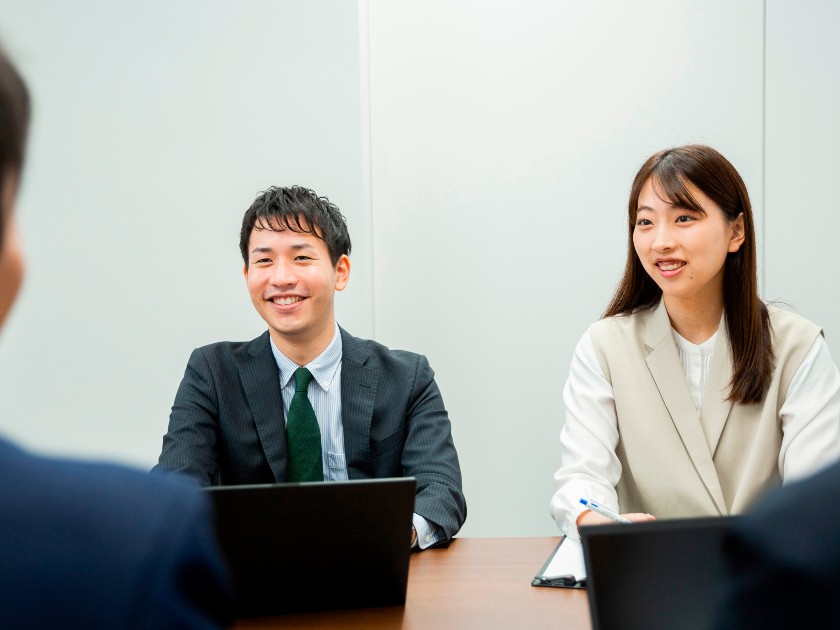 ＼未経験歓迎／IT業界でイチから学べる【反響営業】★年休126日2