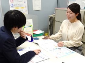 兵庫県立学校園の教職員や退職者の生活をサポートするやりがいある仕事。より良い教育へも寄与しています！
