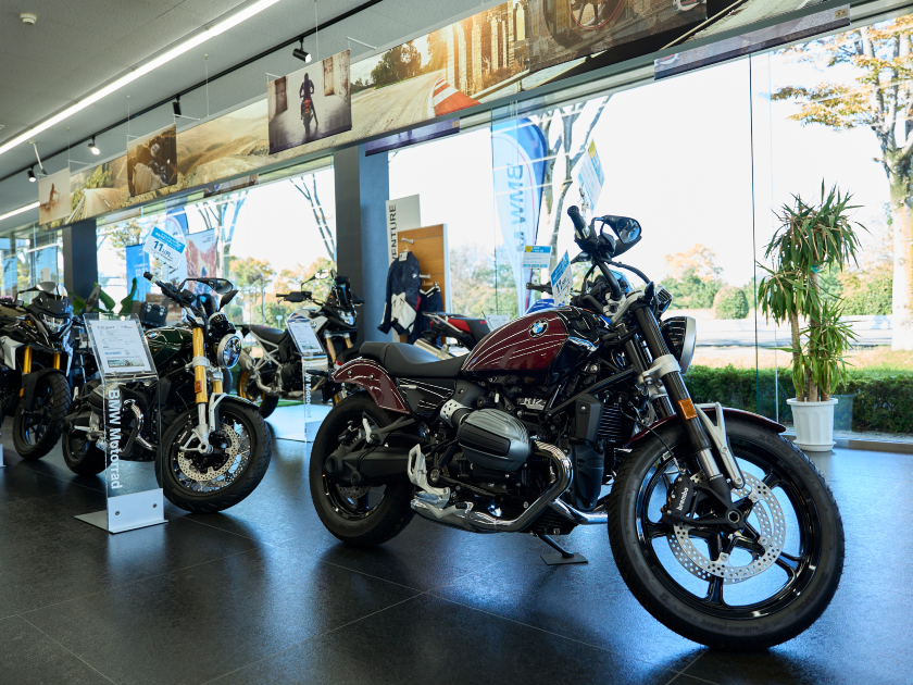 BMWバイクの【販売スタッフ】#大型二輪免許の取得支援&社割あり2