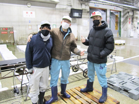 福岡中央魚市場株式会社/＼魚が好き！／そんな方にピッタリの【競りスタッフ・販売管理】