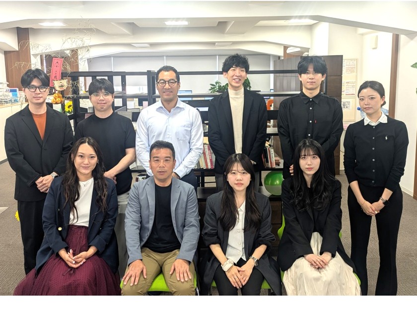 グローバル企業で活躍【営業マネジメント職】★月給45万円以上1