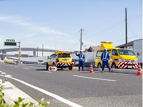 株式会社NEO DAISEI | 専門技術を用いて自動車専用道路の安全を守るシゴト☆未経験歓迎