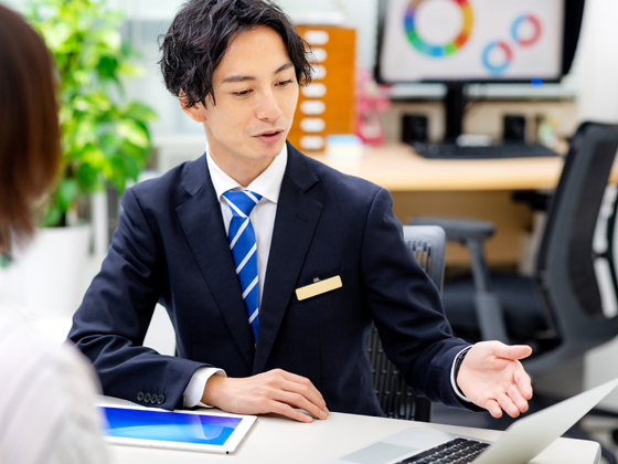 株式会社トマト銀行/地域経済の発展に貢献！【営業】★土日祝休み★未経験歓迎★