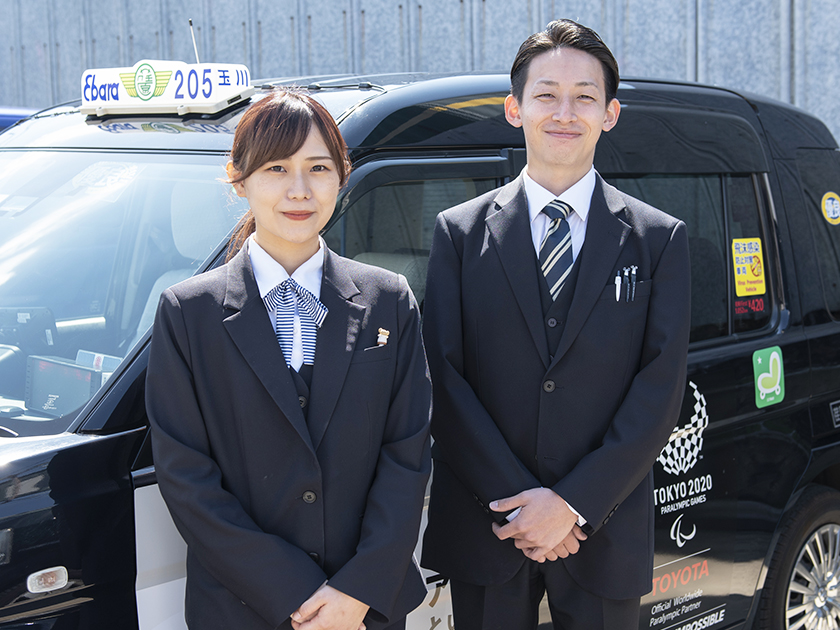 【タクシードライバー】月給40万円スタート☆50代未経験者多数！1