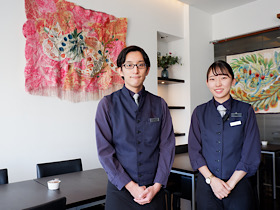 【ホテルSTAFF】最上級のサービス・料理・空間を演出/未経験歓迎2