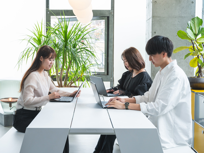 株式会社プレマシード | 未経験歓迎*残業少*年休120日以上*20代活躍中*自社WEBメディア有