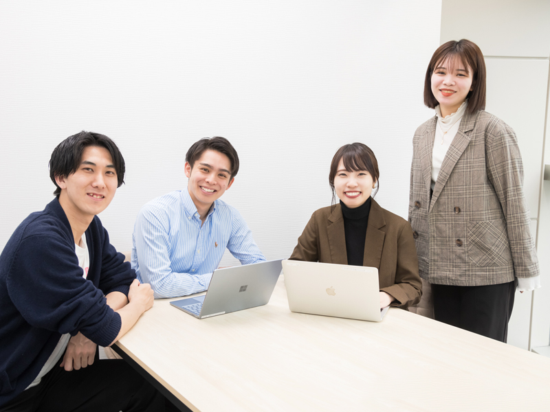 ＼20代若手が活躍する会社／ フレッシュで熱意ある仲間たちと、日本の人材業界を変えませんか！？