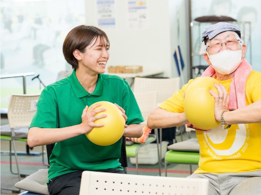 リハビリ専門デイサービスの【運動サポートSTAFF】*基本土日休み1