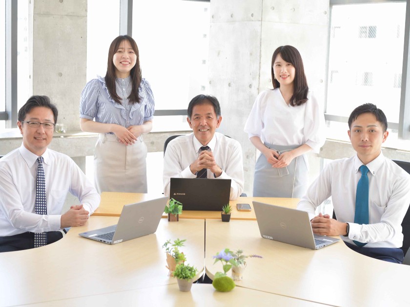 日本社宅サービス株式会社 | 賞与年2回 ■年休120日 ■有給消化率95％ ■社宅制度■服装自由