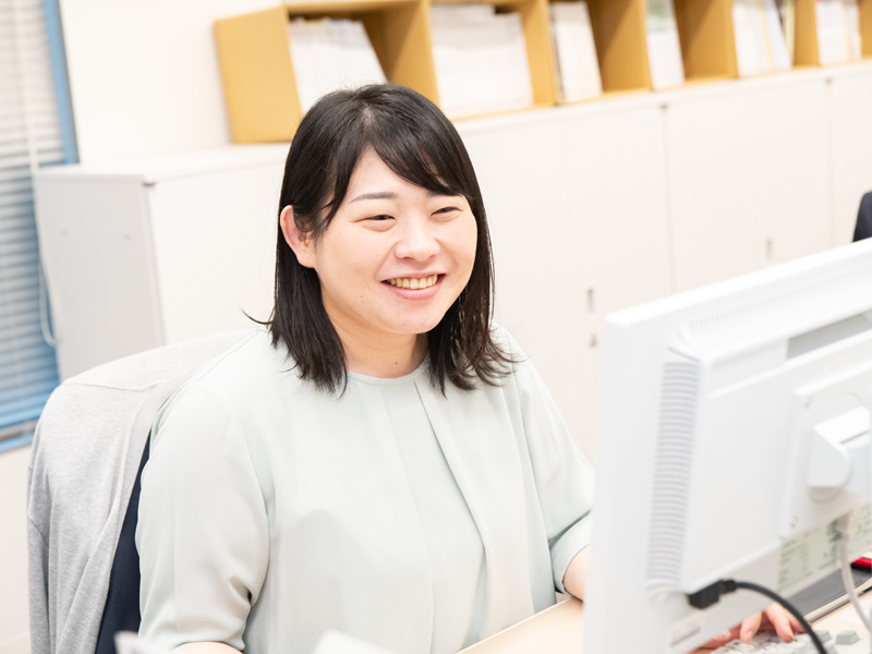 0から学べて、無理なく成長。総合職として幅広い仕事にチャレンジできます★完全土日祝休み