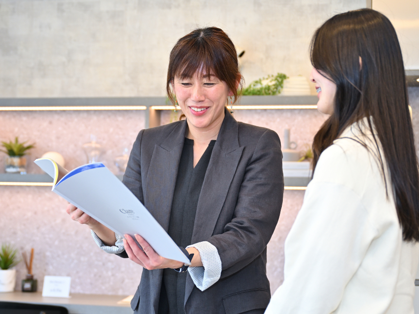 有名ブランドマンションの【営業（完全反響）】残業月10時間程度2