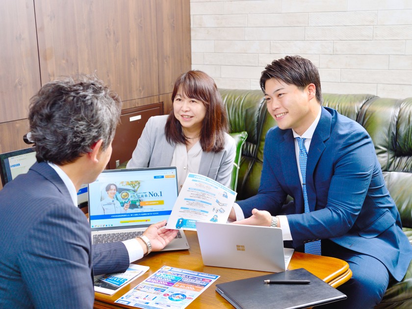 未経験OK！自社求人メディア等の【法人営業】年休128日/土日祝休2