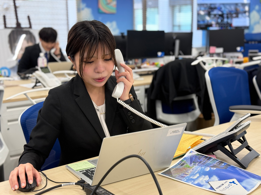 【進行・申込ディレクター】月給26万円＋手当1万円/年休122日1