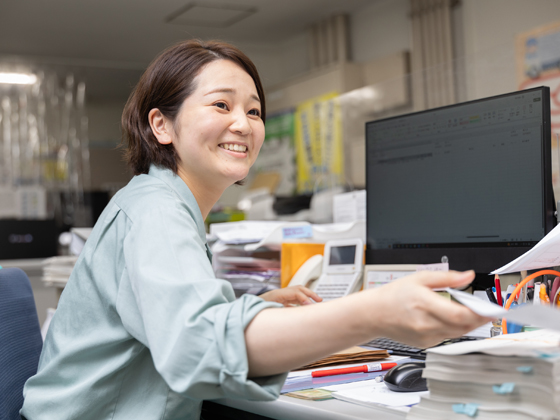 株式会社丸運 | 【東証スタンダード上場】借上社宅有／家族手当・退職金など完備