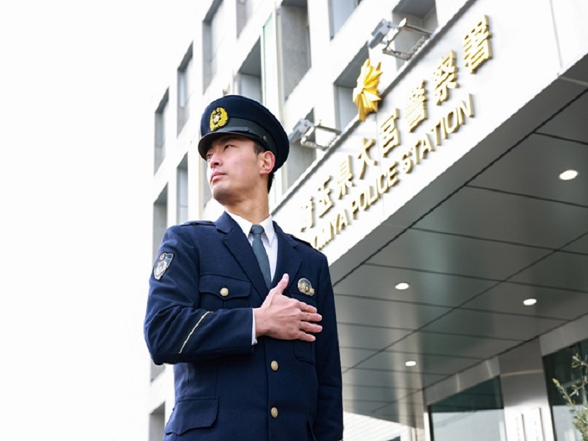 埼玉県警察本部 | 733万人を超える埼玉県民の平穏な暮らしを守る警察官の仕事