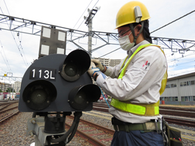 日本貨物鉄道株式会社の求人情報 物流を支えるjr貨物の 鉄道従事員 駅 検修 保全 転職 求人情報サイトのマイナビ転職