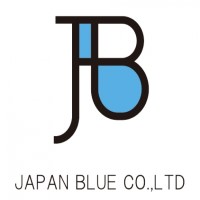 株式会社ジャパンブルー | 海外のファンも多数！「MOMOTARO JEANS」を手掛けるメーカーの企業ロゴ