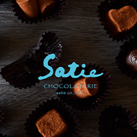 株式会社サティー | フランス製のショコラ専門店での営業戦略を行いますの企業ロゴ
