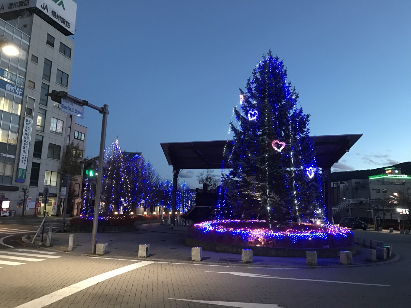 駅前のイルミネーション