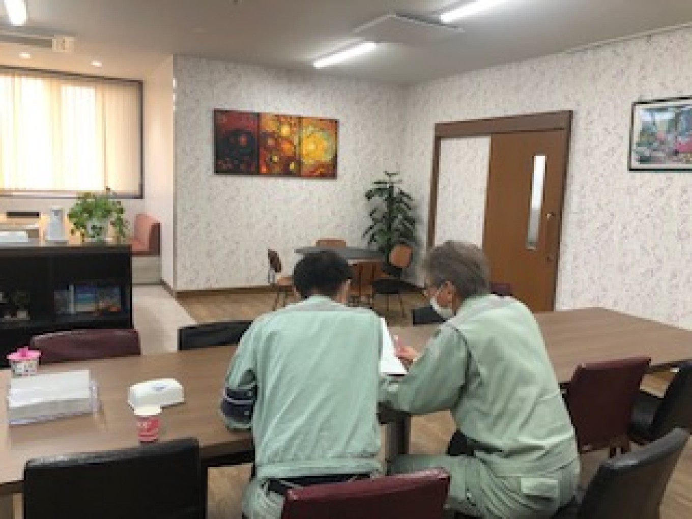 事務所にカフェスペース??