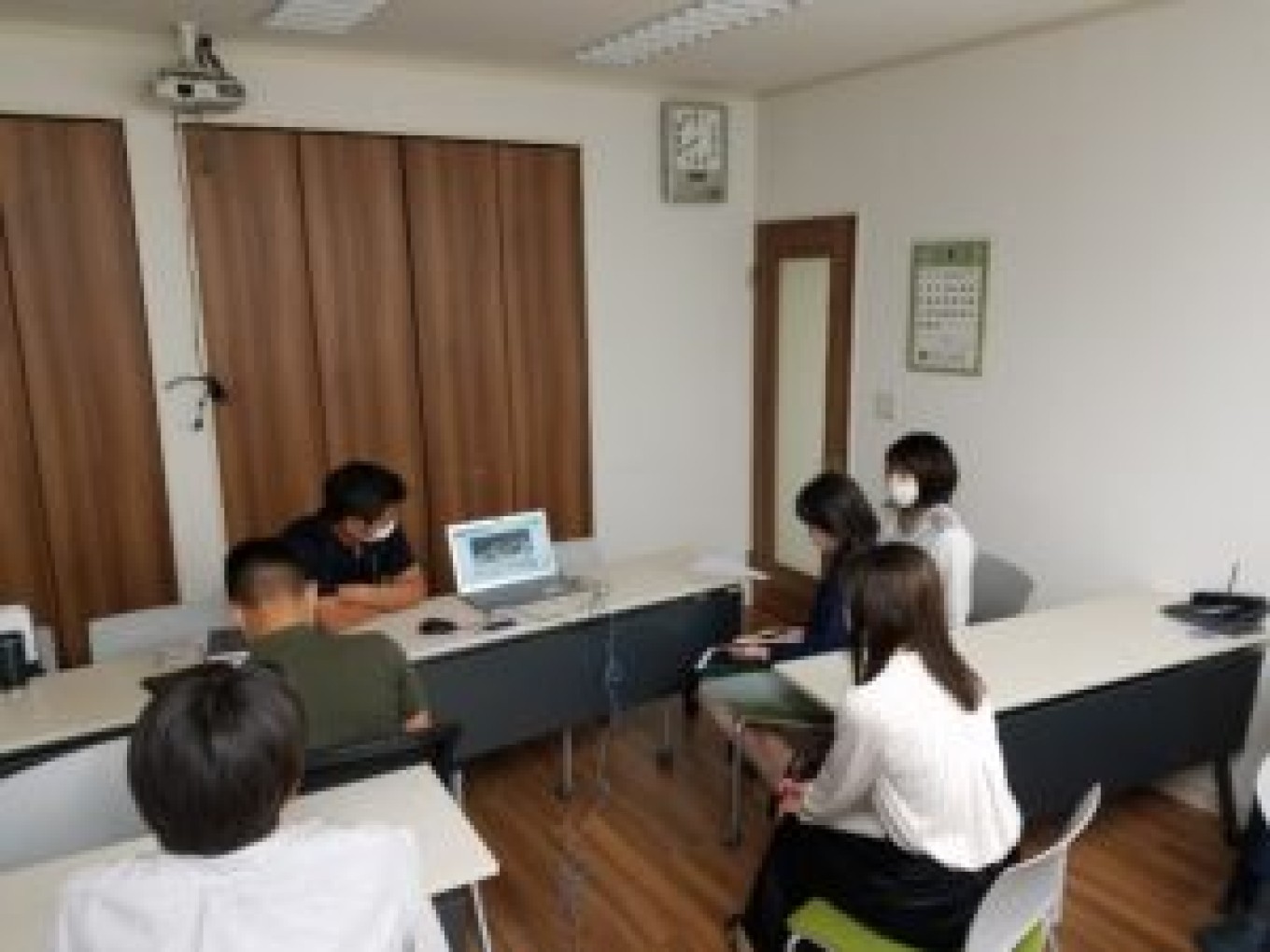 先輩社員も新入社員も日々努力中~