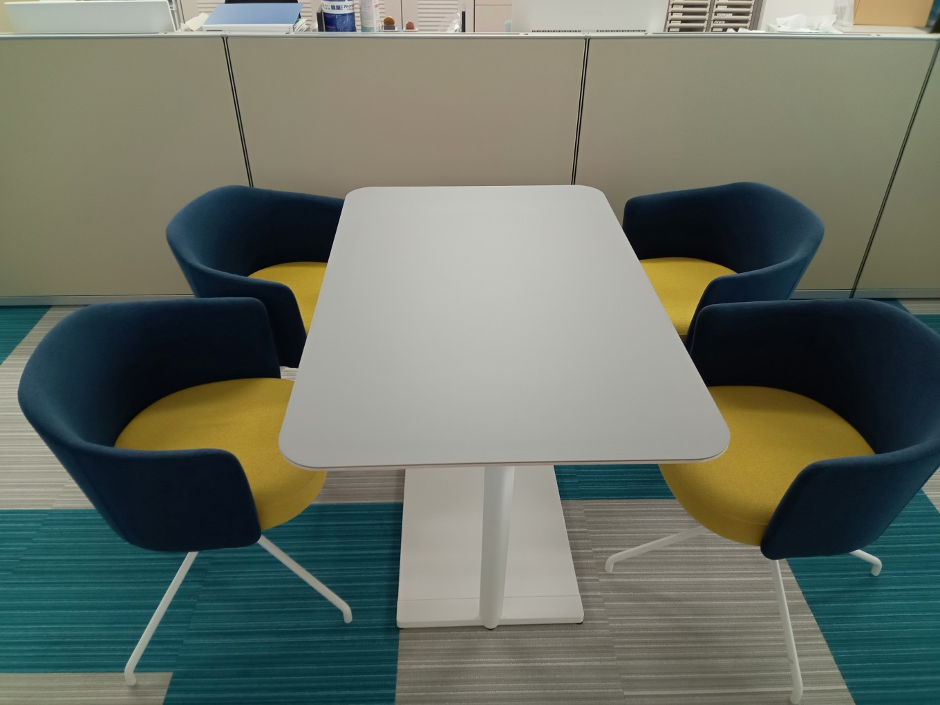本社のオフィス紹介1