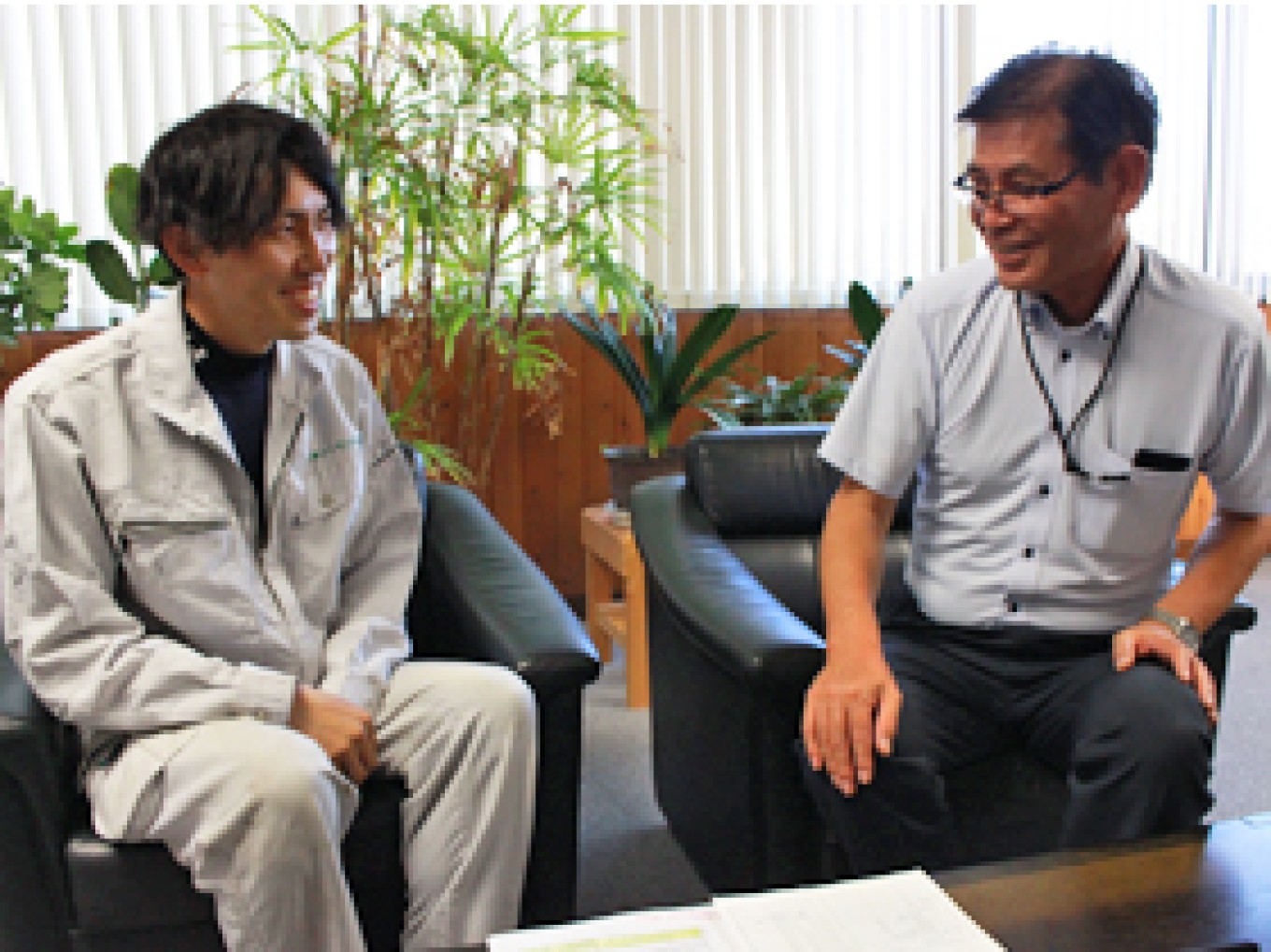社長から4月入社の中途社員にインタビューしてみました!【~保守・メンテ職から測量設計へ~】