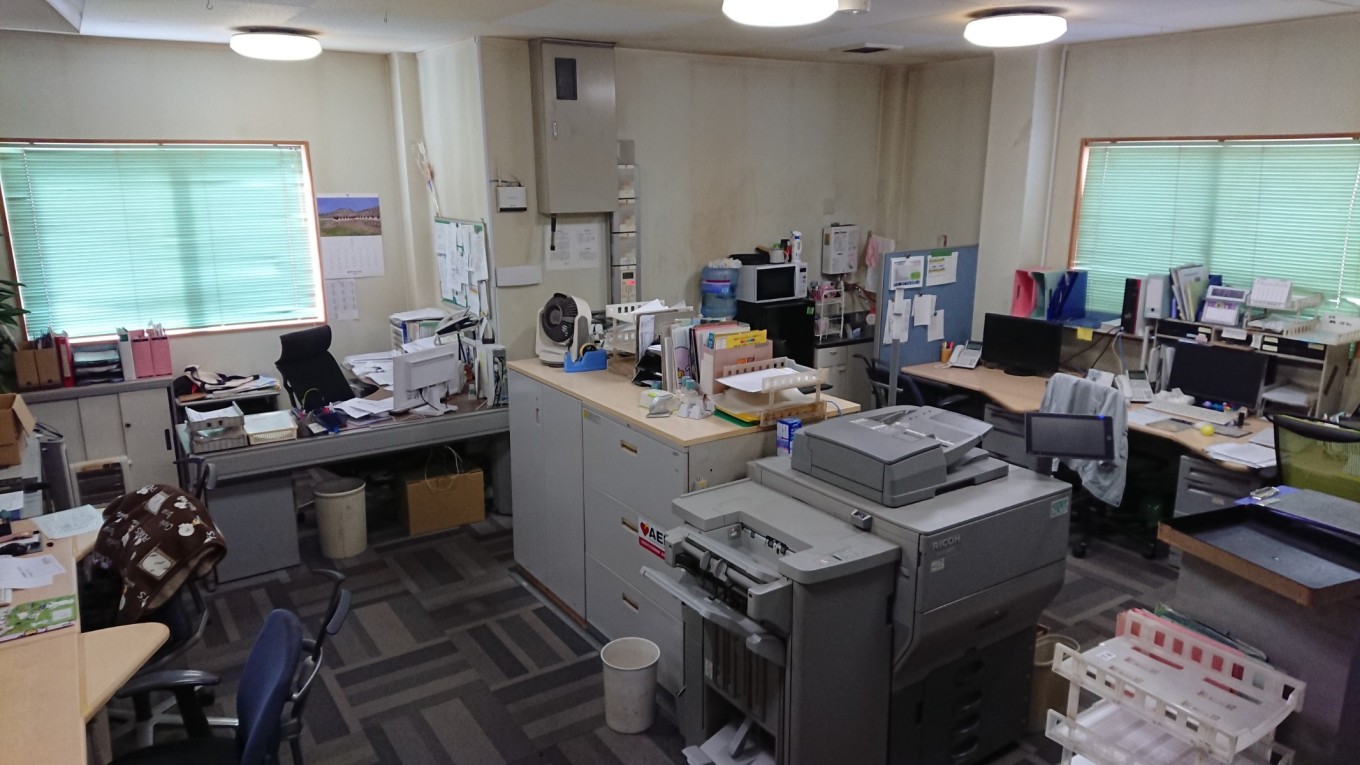 営業部の1日とは、、、(゜-゜)