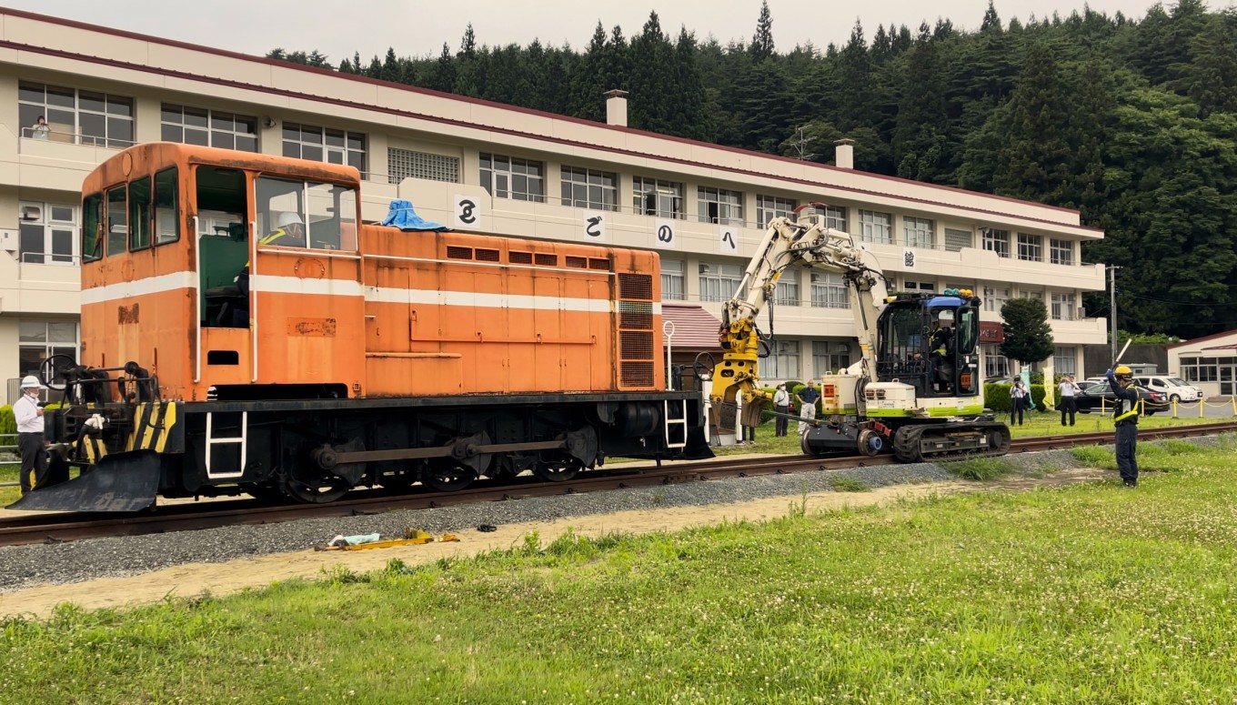 線路を作ってるよ🚉④