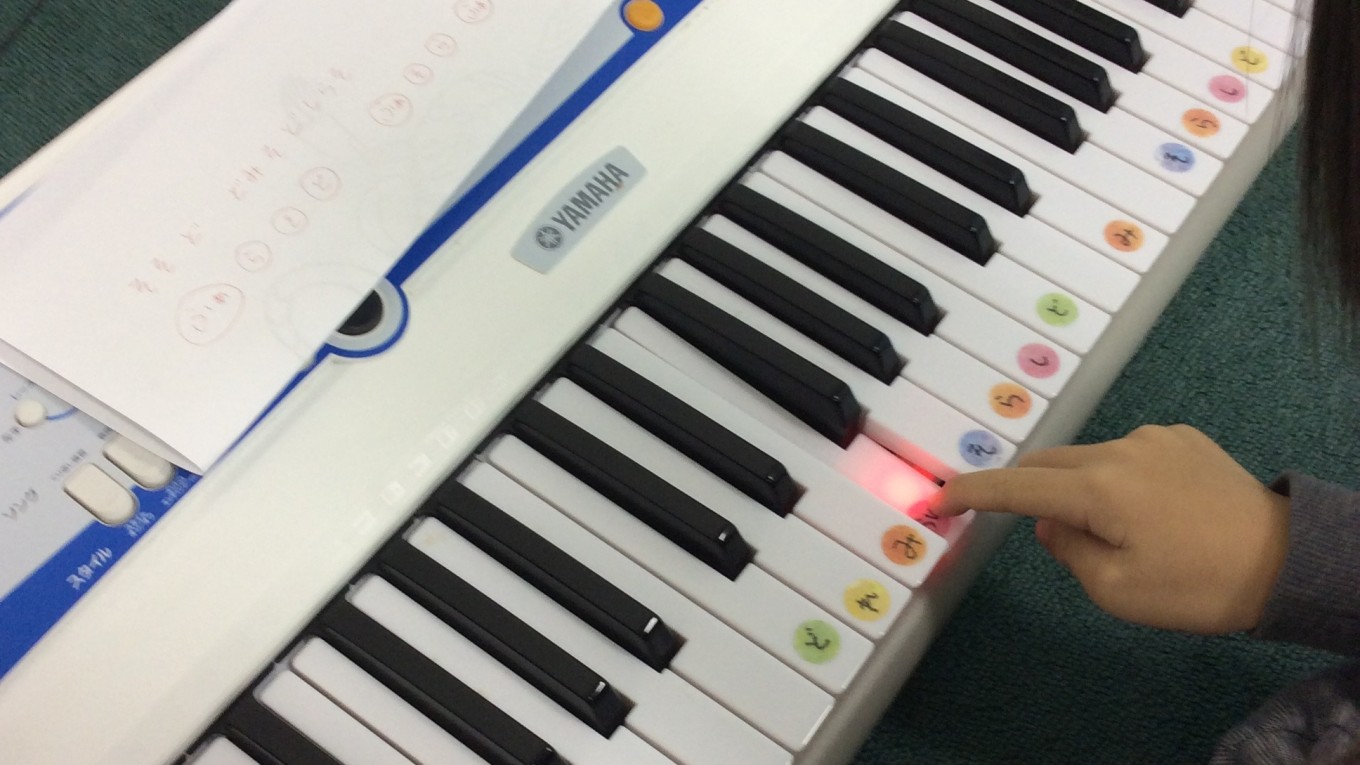 キーボードを弾いてみよう🎶【広島大町校】